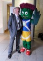 Bill Walker MSP meets Glasgow 2014 Commonwealth Games Mascot, Clyde